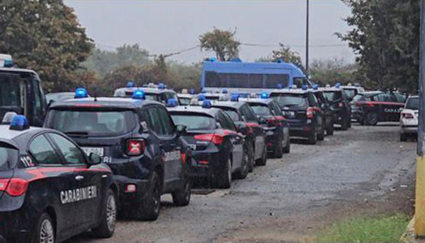 Focus ‘ndrangheta interforze, intensificati controlli nel quartiere Arghillà di Reggio: un arresto e denunce