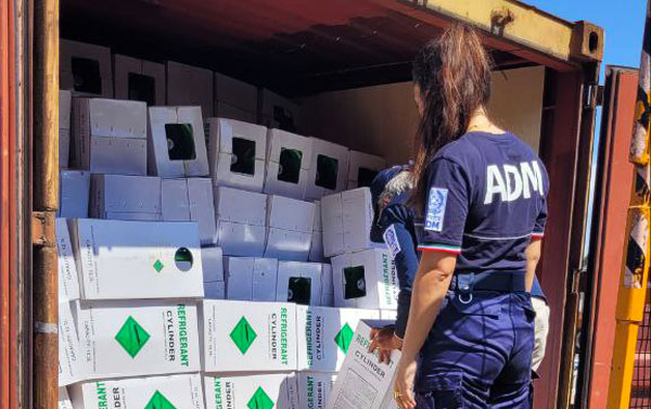 Bloccate 40 tonnellate gas refrigerante ritenuto dannoso per l'ambiente nel porto di Gioia Tauro