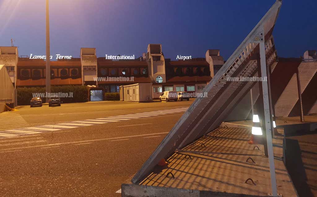 aeroporto-lamezia-202254-e0df20ef7edb_f63b0.jpg