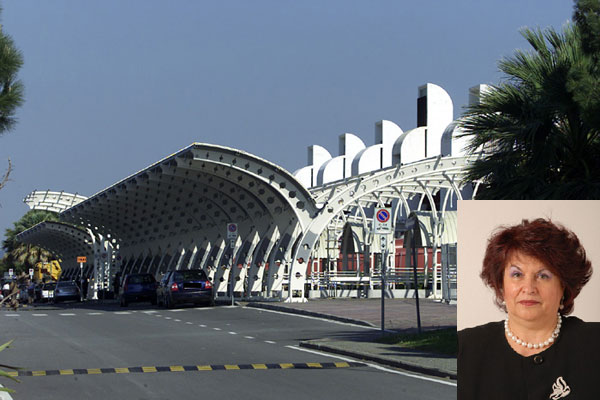 Lamezia: Arriva in aeroporto ma trova scorta dimezzata. Protesta di Angela Napoli