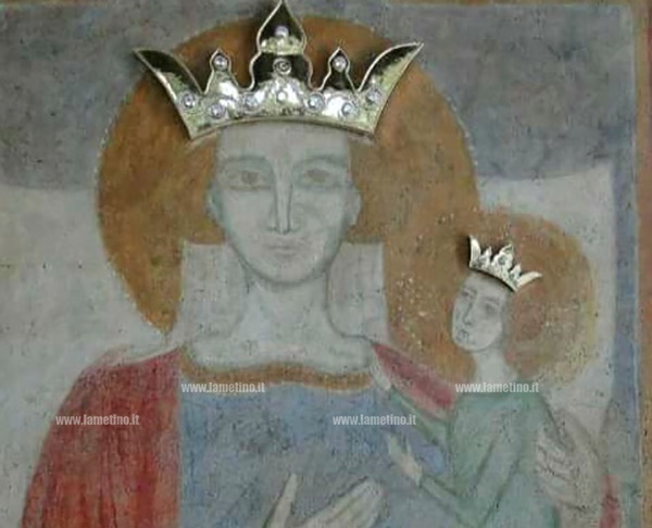 Lamezia, rubate corone d’oro al Santuario della Madonna della Spina 