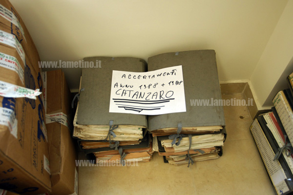 agenzia_entrate_trasloco_con_documenti_e_mobilio_nuova_sede_1_copia