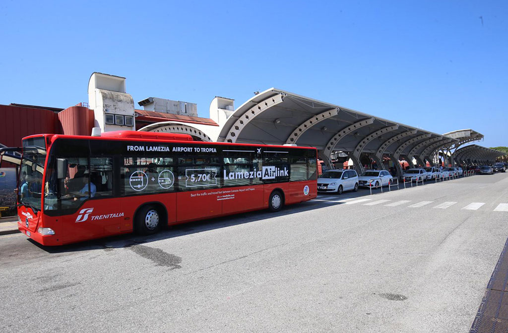 airlink7e5cc2_d58ef_6ae00.jpg