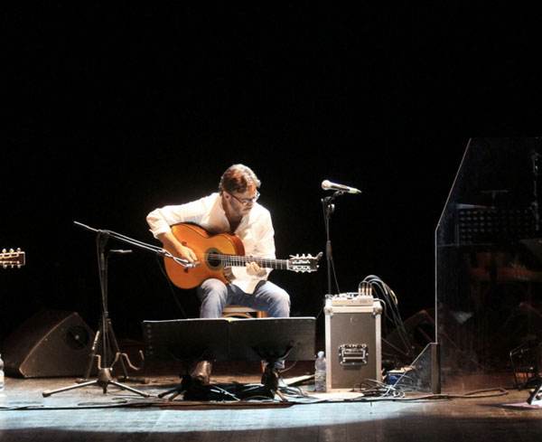 al-di-meola-politeama.jpg