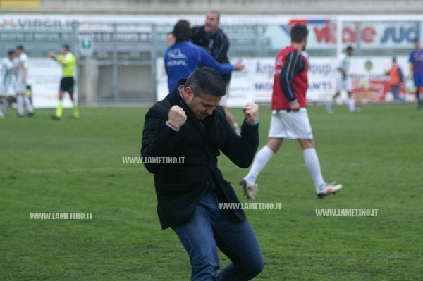 al-triplice-fischio-la-gioia-di-costantino-la-vigor-mantiene-il-2-posto