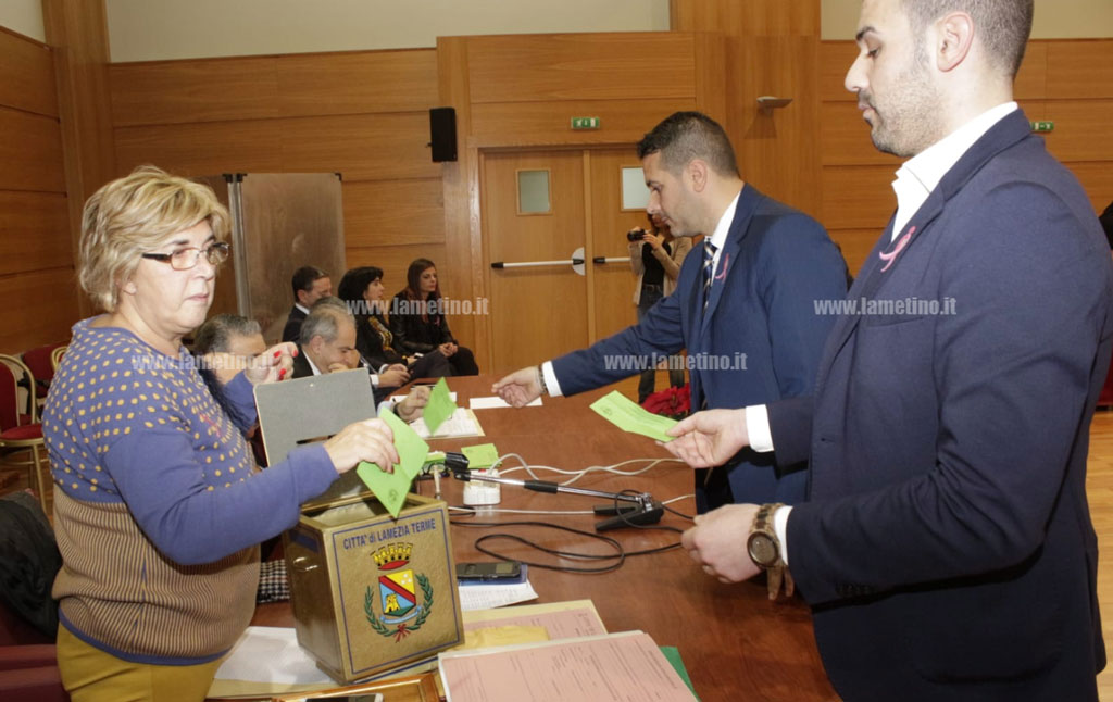 al-voto-primo consiglio 2019111.jpg