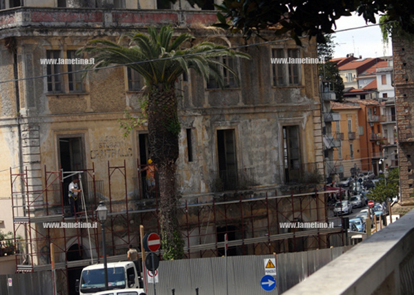 Lamezia: Partiti i lavori per lo storico albergo in piazza San Giovanni