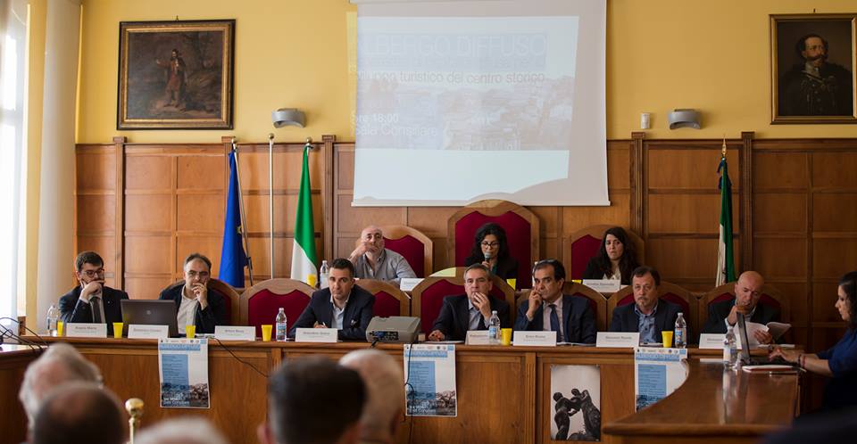 Incontro su "Albergo diffuso" per lo sviluppo turistico del centro storico a Girifalco
