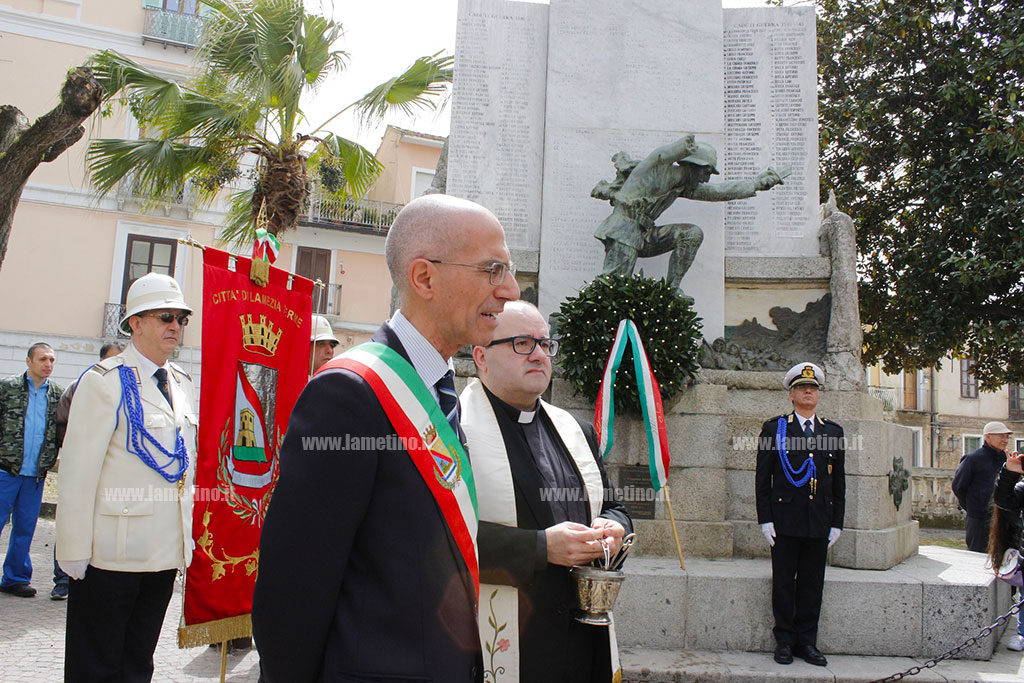 Lamezia celebra 74esimo anniversario Liberazione, Alecci: "Non è momento simbolico, bisogna essere protagonisti di un ricordo" - VIDEO