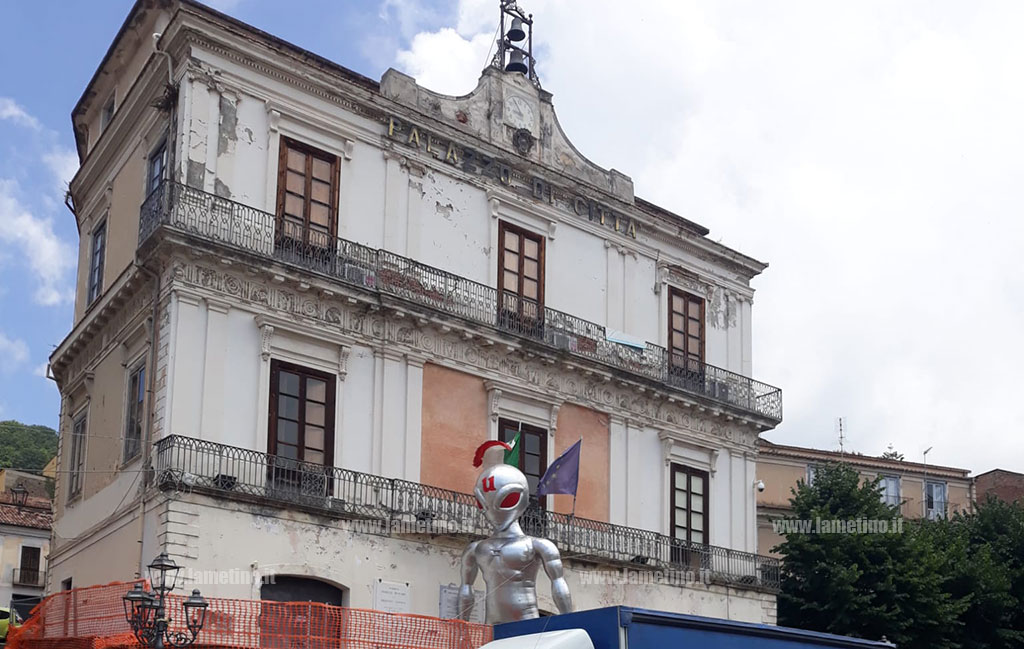 alieno-ulla8de090a_dcfa5.jpg