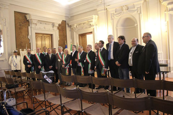 alla-regione-umbria-giornata-calabro-umbre-aprile.jpg