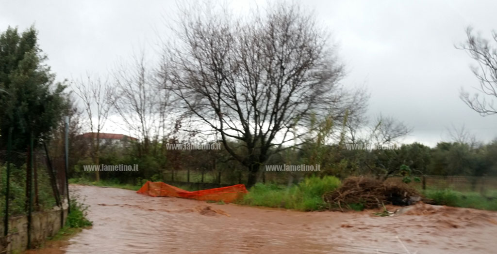 Allerta maltempo, anche a Lamezia pioggia e allagamenti