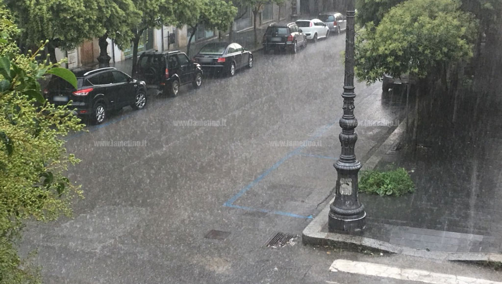 Estate 2018 tra temporali pomeridiani e calo temperature: è ancora allerta gialla in Calabria