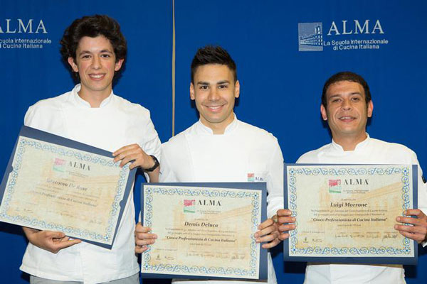 Tre giovani calabresi diplomati 'cuoco professionista' 