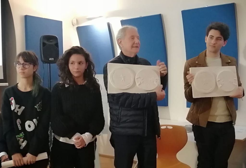 Lamezia,  alunni del liceo Fiorentino al Chiostro per la "Giornata internazionale della persona con disabilità"