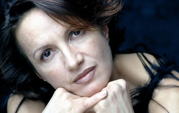 In scena per AMA al Teatro di Catanzaro “Un sogno a Istanbul” con Maddalena Crippa: “La storia di un amore che va oltre la morte”