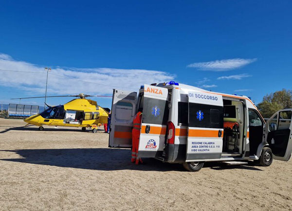 Settantenne investito da auto nel Vibonese, è grave