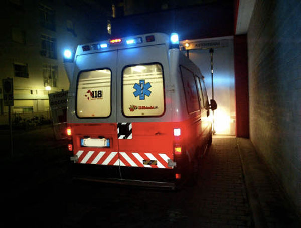 Incidente stradale nel vibonese: auto si ribalta, un morto e un ferito 