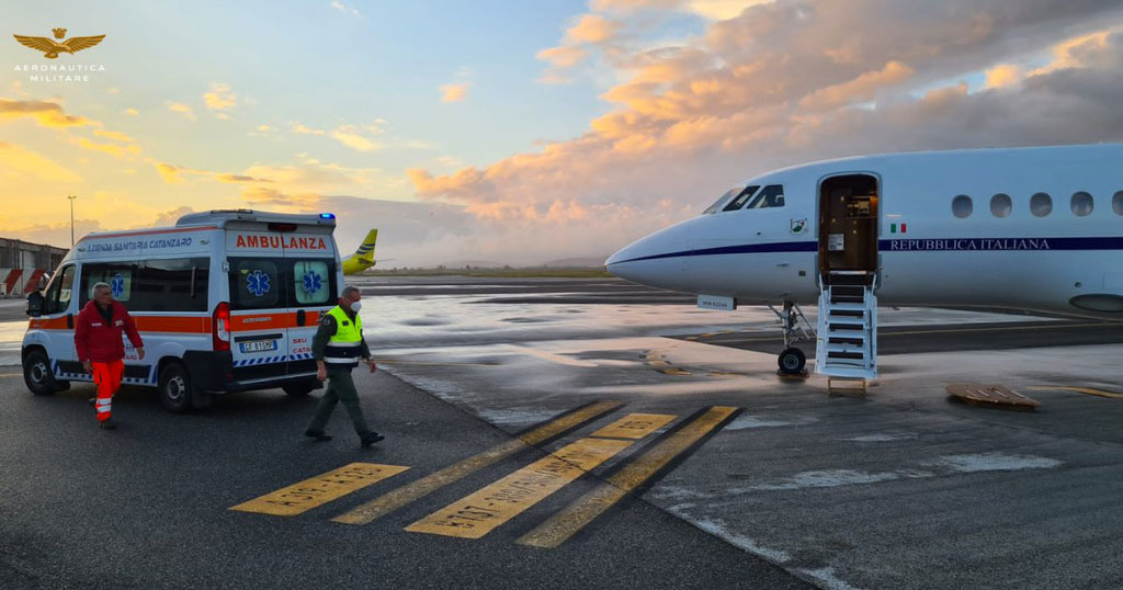 ambulanzaU9jWn_9121f.jpg