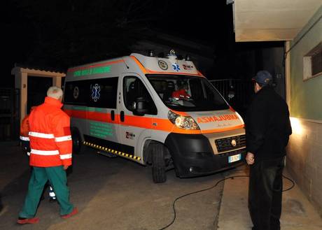 Calabria: Agguato a giovane spacciatore ai domiciliari, è morto in ospedale