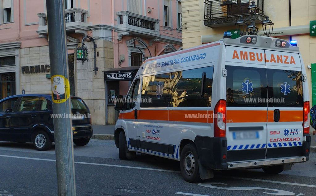 ambulanzab72232_4aa91.jpg
