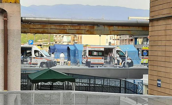 Covid, ambulanze in coda e 40 pazienti in attesa di un letto a Cosenza - VIDEO