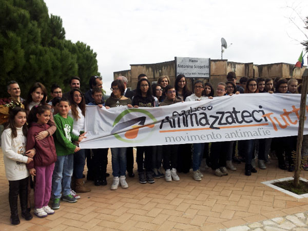 ammazzateci-tutti-piazza-scopelliti-nov-2014.jpg