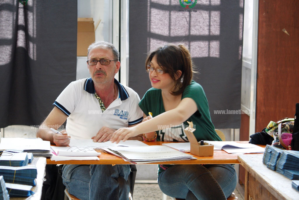 amministrative-2015-scrutatori.jpg
