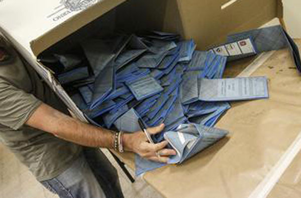 Amministrative: Crotone verso il ballottaggio tra Barbieri e Pugliese