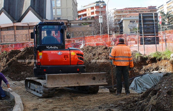 Lamezia, ripartono lavori in piazza della Repubblica