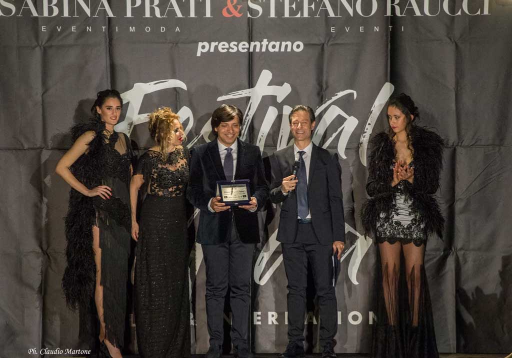 Anton Giulio Grande premiato al festival della moda a Roma