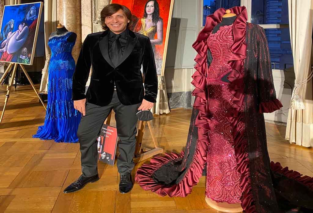 Alla mostra "I sette vizi capitali e contrappassi" a Roma anche un long dress di Anton Giulio Grande