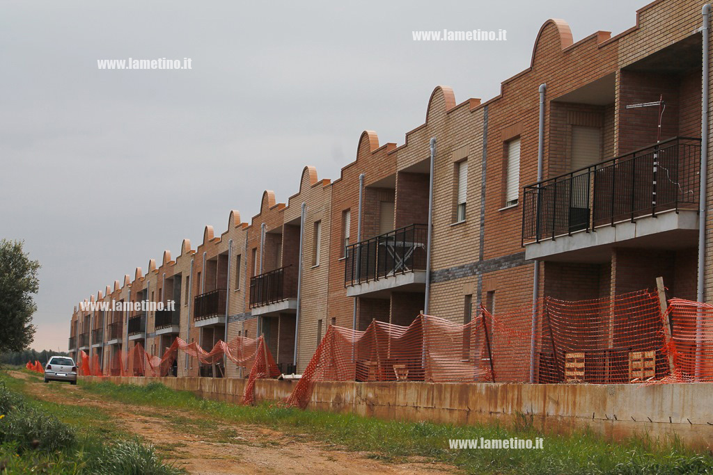 appartementi-occupati-rom-Carra.jpg