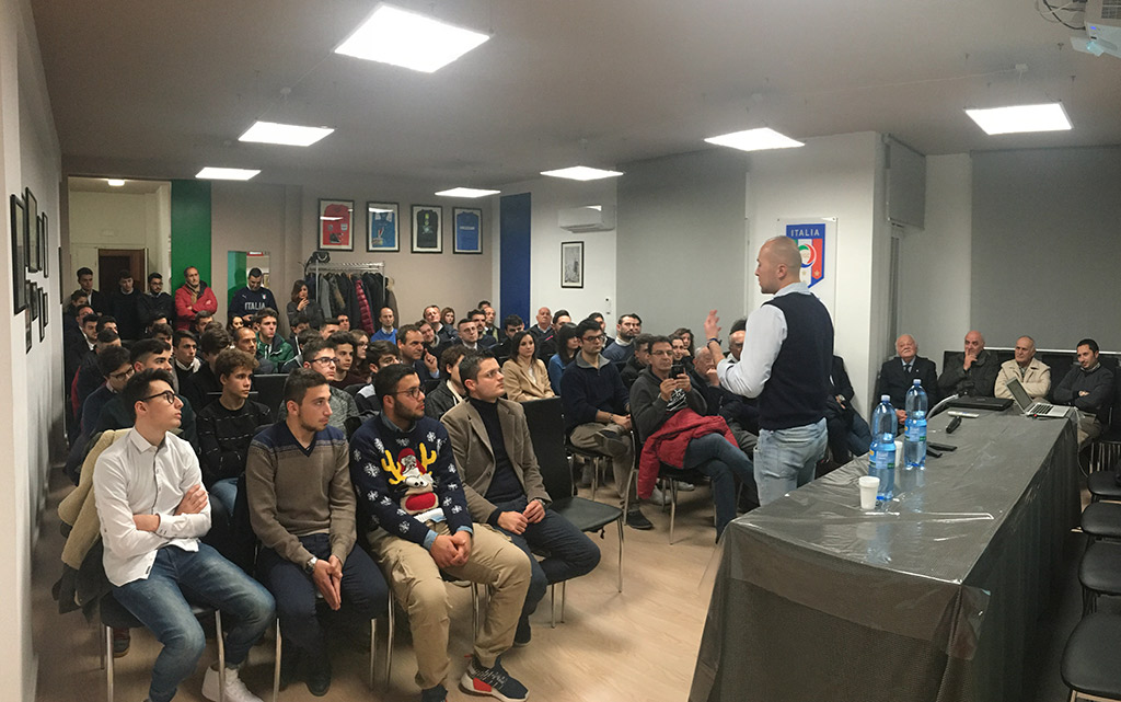 Lamezia, sezione arbitri incontra Luca Pairetto
