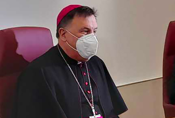 Diocesi Catanzaro, insediato il nuovo arcivescovo Maniago: "Sarei onorato di incontrare il Procuratore Gratteri"
