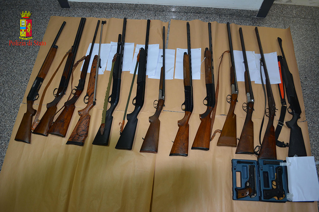 Operazione Eyphemos, sequestro di armi e denaro: 3 arresti 