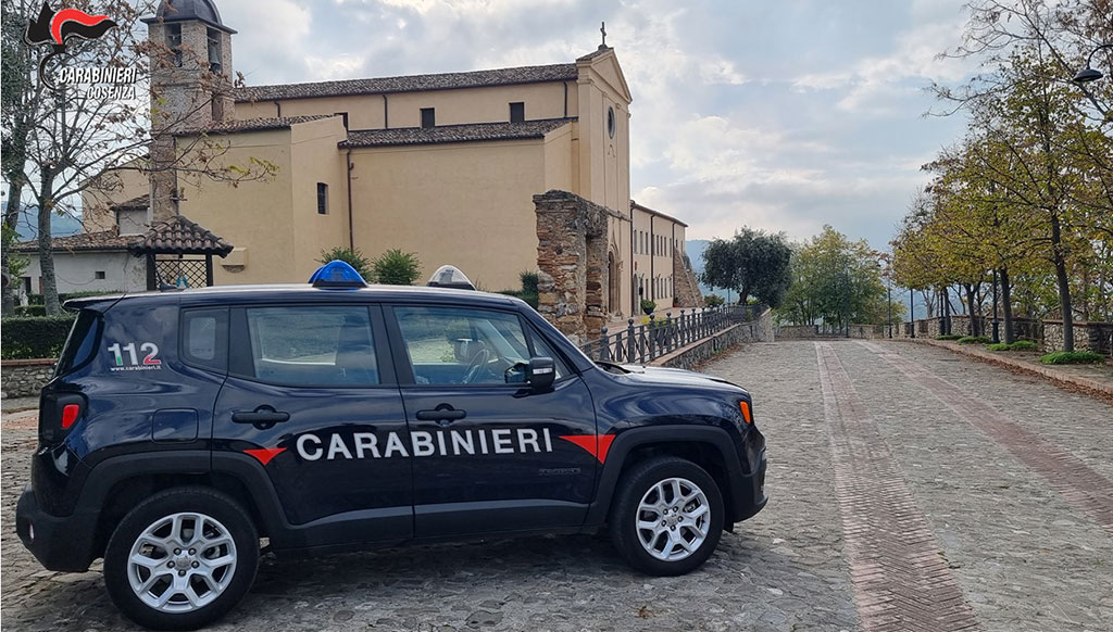 Maltrattamenti in famiglia, due arresti dei carabinieri nel Cosentino