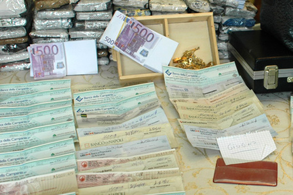 Criminalità: Arresti e perquisizioni nel Bresciano
