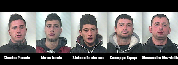 Calabria: Furto in ville nel vibonese, cinque arresti 