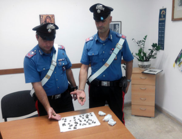 Calabria: Carabinieri arrestano spacciatore a Le Castella