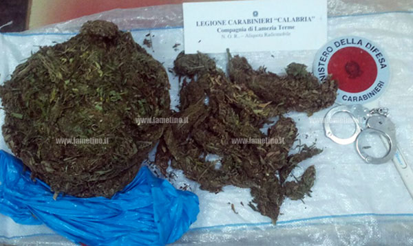 Lamezia: nascondeva in auto marijuana, arrestato 23enne