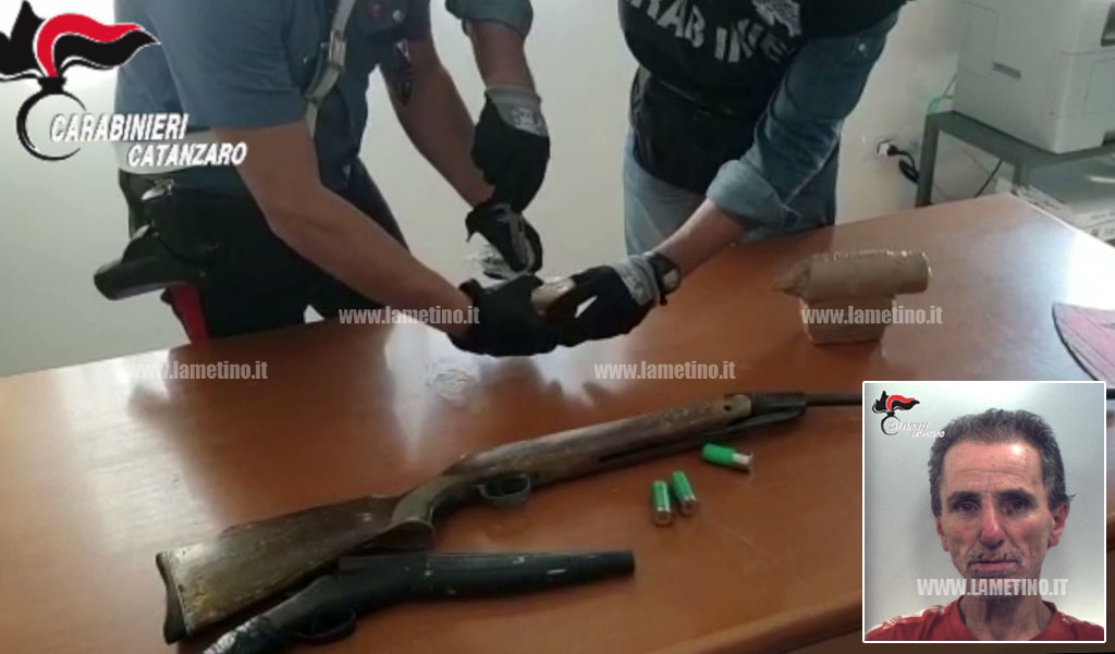 Lamezia: trovato con fucili clandestini e bomba artigianale in casa, arrestato 50enne - VIDEO