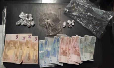 Calabria: Aveva droga e banconote false, arrestato consigliere comunale