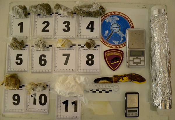 Detenzione e spaccio di droga, arrestato 33enne a Catanzaro