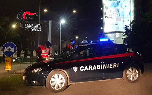 arresto carabinieri cosenza 32020.jpg