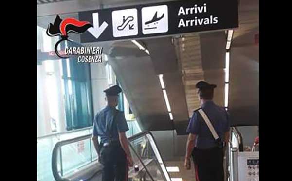 Ricercato per omicidio nel cosentino viene catturato in Polonia, estradato in Italia  