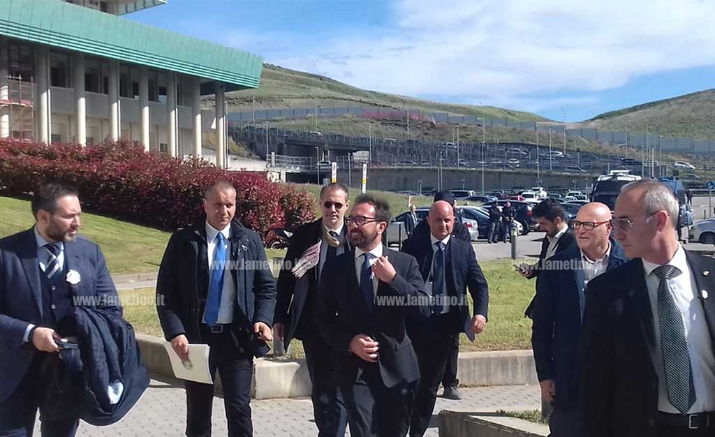 arrivo-bonafede-catanzaro-2019.jpg