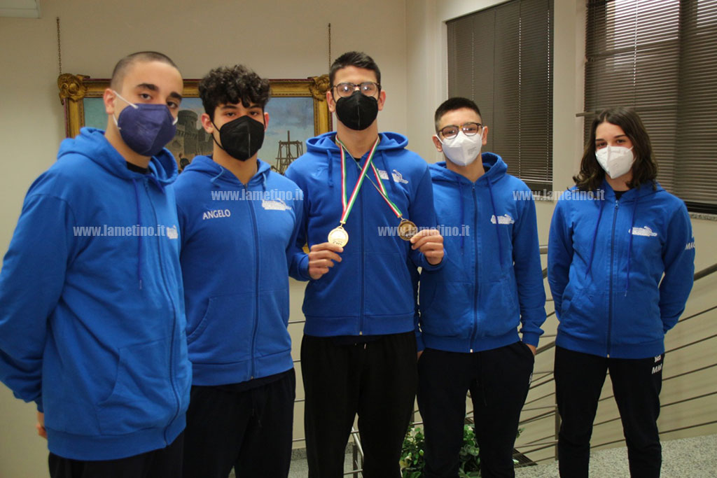 Lamezia, festa in città per i cinque giovani atleti dell'Arvalia Nuoto protagonisti a Riccione