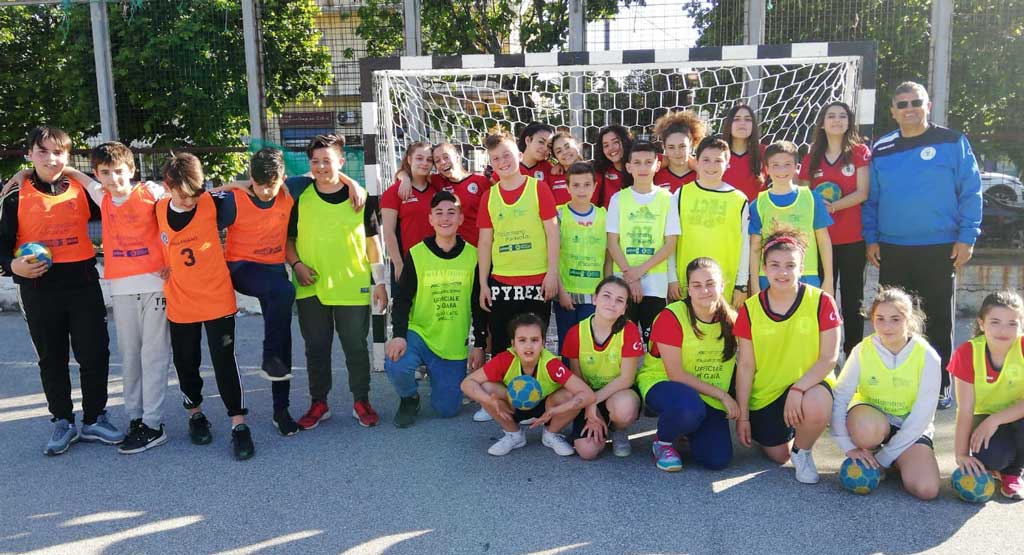 Asd Pallamano Sant'Eufemia Lamezia qualificata al sesto Trofeo Coni kinder sport nazionale