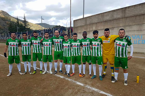 Asd Vigor Lamezia 1919 vince 2-0 a Bivongi ma resta terza. Pianopoli di misura sul Mileto